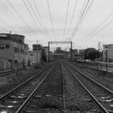 踏切から見える鉄道の線路